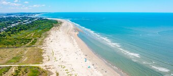 Sullivan’s Beach Getaway on Island's Main St