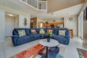 House, Multiple Beds (Daniel's Solana House) | Living room - Daniel's Solana House (Davenport)