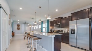 House, Multiple Beds (Best Windsor Island House) | Private kitchen - Best Windsor Island House (Davenport)
