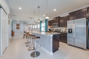 House, Multiple Beds (Best Windsor Island House) | Private kitchen - Best Windsor Island House (Davenport)