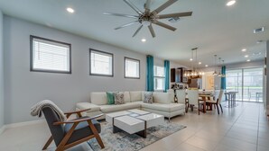 House, Multiple Beds (Best Windsor Island House) | 5 bedrooms - Best Windsor Island House (Davenport)