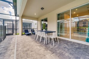 House, Multiple Beds (Best Windsor Island House) | Balcony - Best Windsor Island House (Davenport)