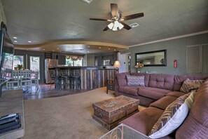 Smart TV, fireplace, DVD player, video library