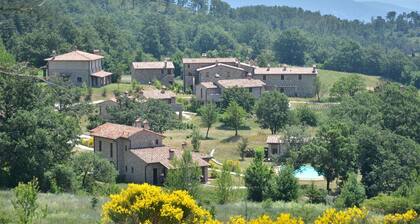 Villa Nocciola "Lovely cottage in the nature"