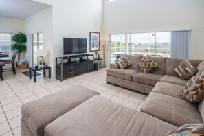 House, Multiple Beds (John's West Haven Vacation Home) | Living room - John's West Haven Vacation Home (Davenport)