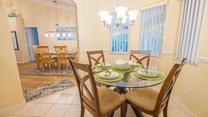 House, Multiple Beds (Comfortable Tuscan Ridge Vacation Hom) | Private kitchen - Comfortable Tuscan Ridge Vacation Home (Davenport)