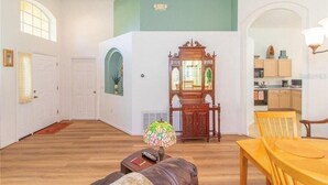 House, Multiple Beds (Darryl's Southern Dunes House) | 4 bedrooms - Darryl's Southern Dunes House (Haines City)