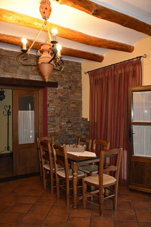 تناول الطعام