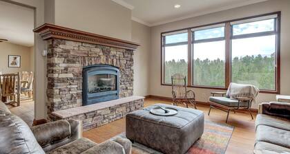 Incredible Mountain Home, Pikes Peak View, 21 acres!