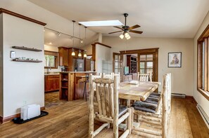 Dining - Incredible Mountain Home, Pikes Peak View, 21 acres! (Divide)