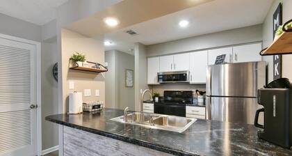 Sweet Clover - Indoor pool - Hot Tub!