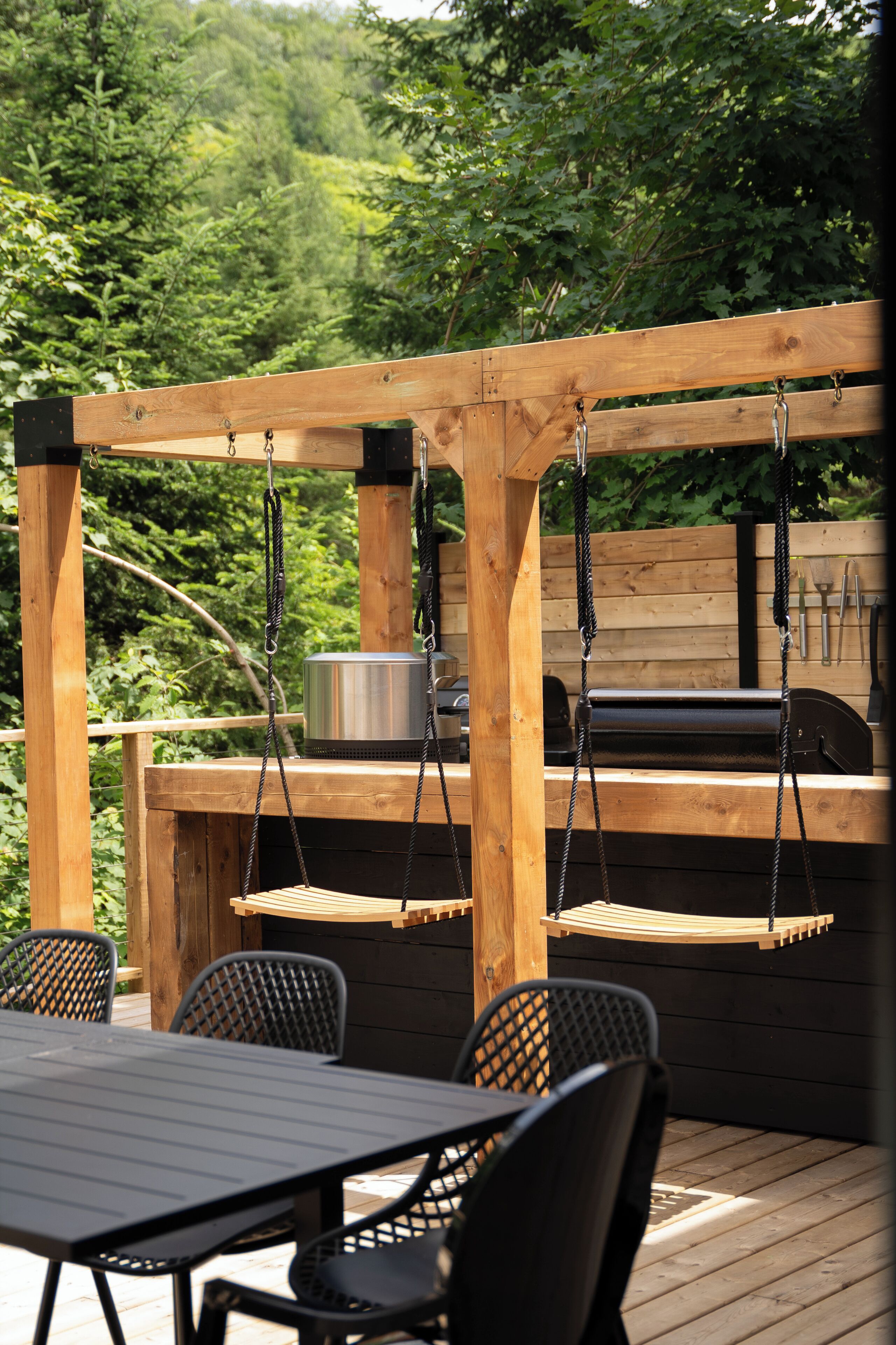 Family Chalet, Roll-in Shower, Hot Tub | Terrace/patio