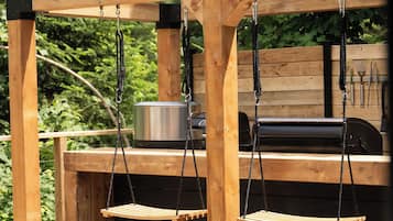 Family Chalet, Roll-in Shower, Hot Tub | Terrace/patio