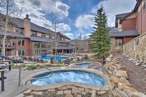 Indoor pool, outdoor pool
