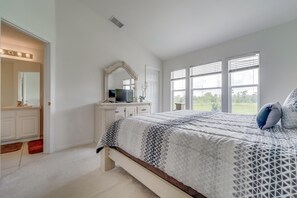 Apartment, Mehrere Betten (Neil's Windsor Hills Townhouse) | 3 Schlafzimmer