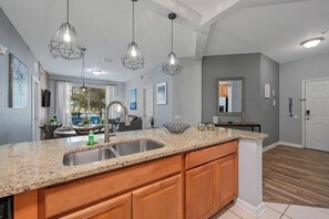 Interior - IS3-103 Modern Condo - Convention Center (Orlando)
