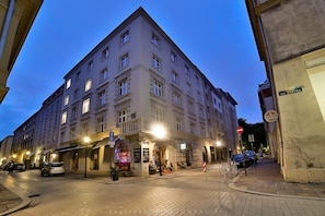 Front of property - Saint Thomas Corner (Kraków)