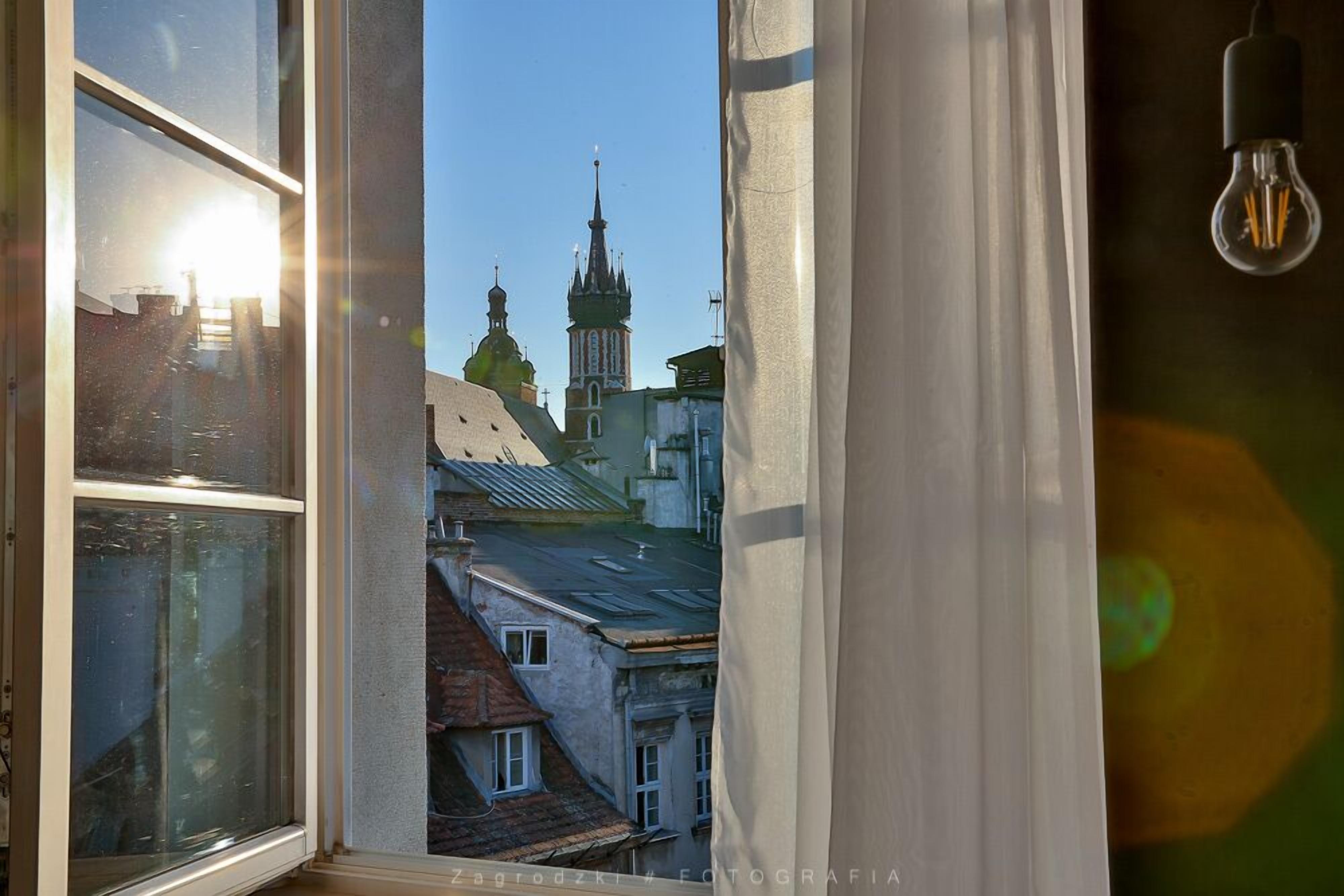 11. Saint Thomas Corner | City view