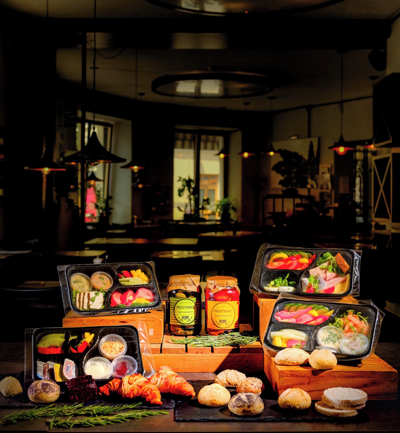 Daily to-go breakfast (PLN 40 per person)