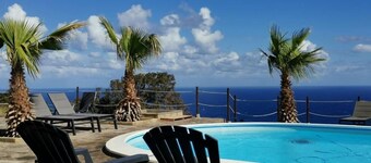 Spacious, 2-bedroom, 2-bathroom mansion with pool Alba 9