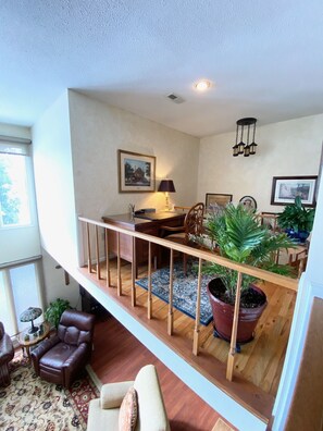 Interior - Honeybee Acres - 4 miles to TIEC (Tryon)