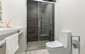 Ducha y secador de pelo