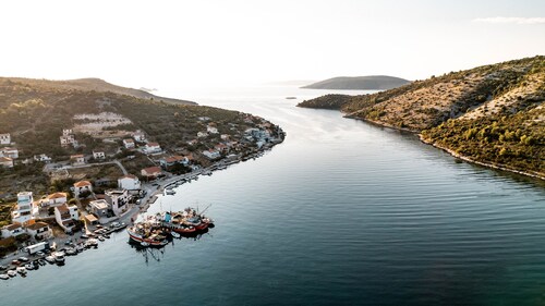 Peaceful stone nest with private heated pool