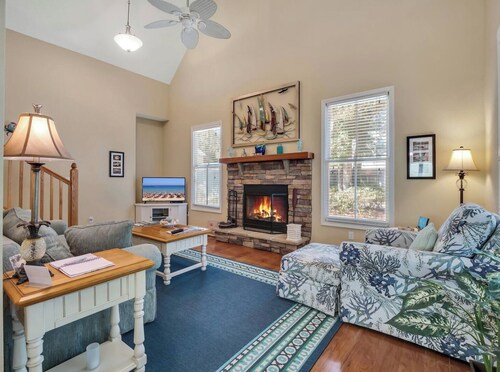 Sweet Key Lime Cottage in Steinhatchee Landing Resort