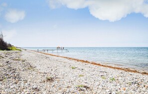 Tæt på stranden, fiskeri