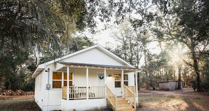 Serene Johns Island Home Between Chas & Kiawah