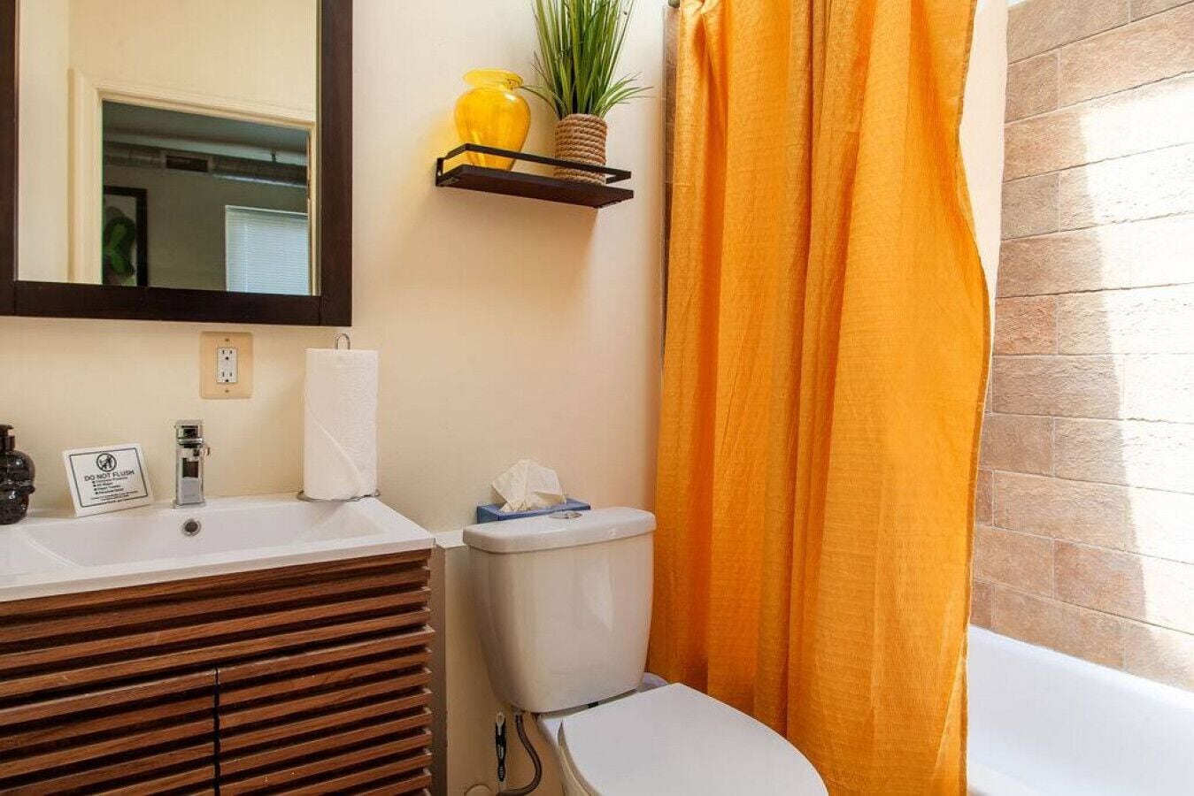 Hårtork och handdukar