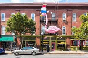 Point of interest - Artistic Abode Close to MICA & Johns Hopkins (Baltimore)