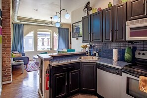 Uklassifisert bilde, 3 av 24, knapp