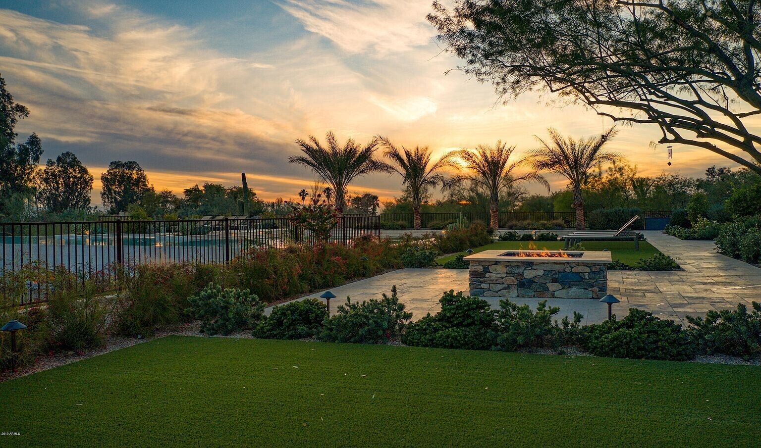 Phoenix \/ Scottsdale ultimate single level mountain estate