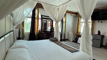 Habitación doble Confort, vista a la laguna | Ropa de cama de alta calidad, cunas, camas extra y ropa de cama