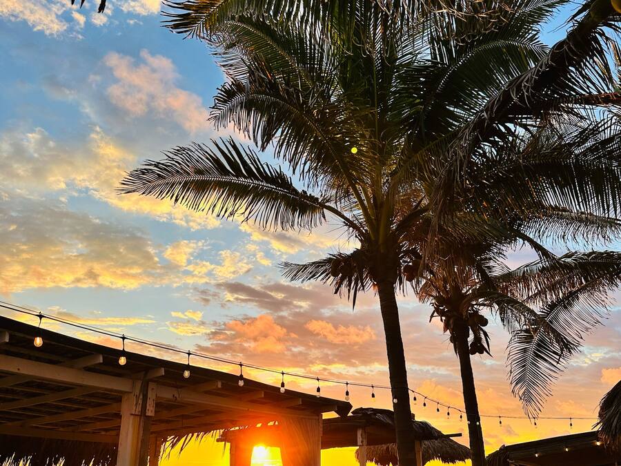 Beach nearby, free beach shuttle, free beach cabanas