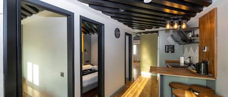 1 chambre, literie de qualité supérieure, couette en duvet d'oie