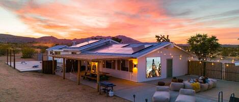 حمّام سباحة خارجي