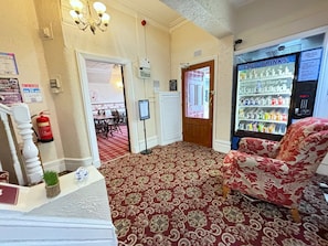 Lobby - Ferndale Hotel (Blackpool)