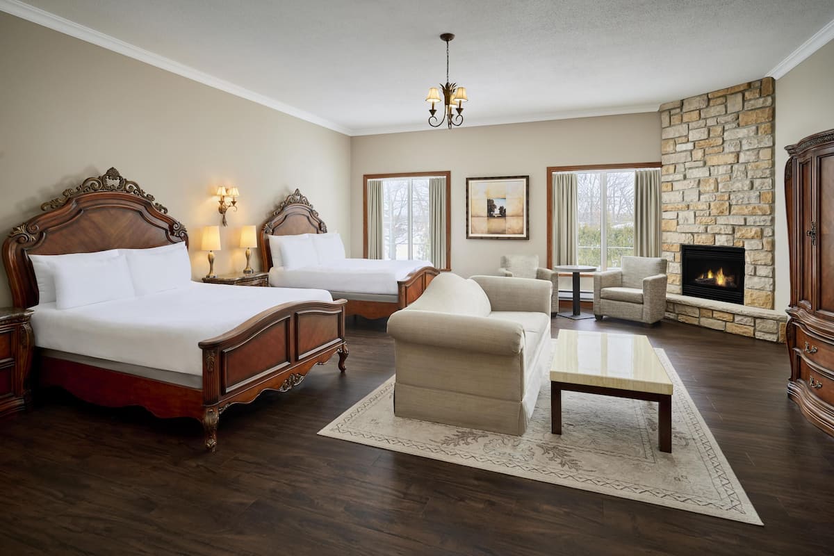 Standardzimmer, 2 Queen-Betten, Nichtraucher, Whirlpool (with Sofabed)