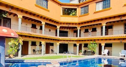 Hotel Santa Cruz