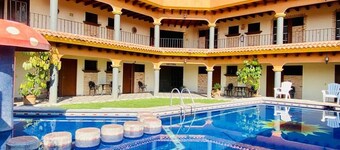Hotel Santa Cruz