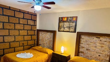 Family Double Room | Bed sheets