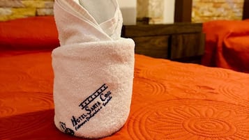 Family Double Room | Bed sheets