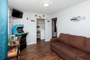 Smart TV, fireplace, video games