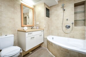 Hair dryer, towels