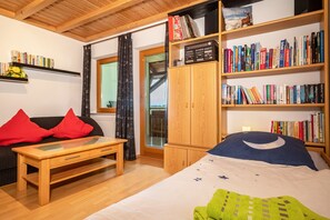 3 chambres, bureau, fer et planche à repasser, Wi-Fi gratuit