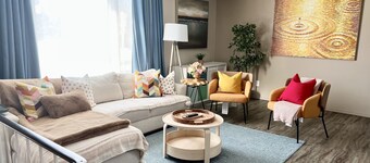 Cozy unit Baby&Kid Friendly*Close to U ofA*Fireplace*