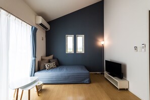 Unit A | 3 bedrooms, free WiFi, bed sheets - Chura Palace (Motobu)