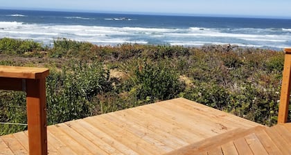 Beach cabin with stunning ocean views. Just moments to beach access
